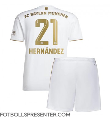 Bayern Munich Lucas Hernandez #21 Bortatröja Barn 2022-23 Kortärmad (+ korta byxor)